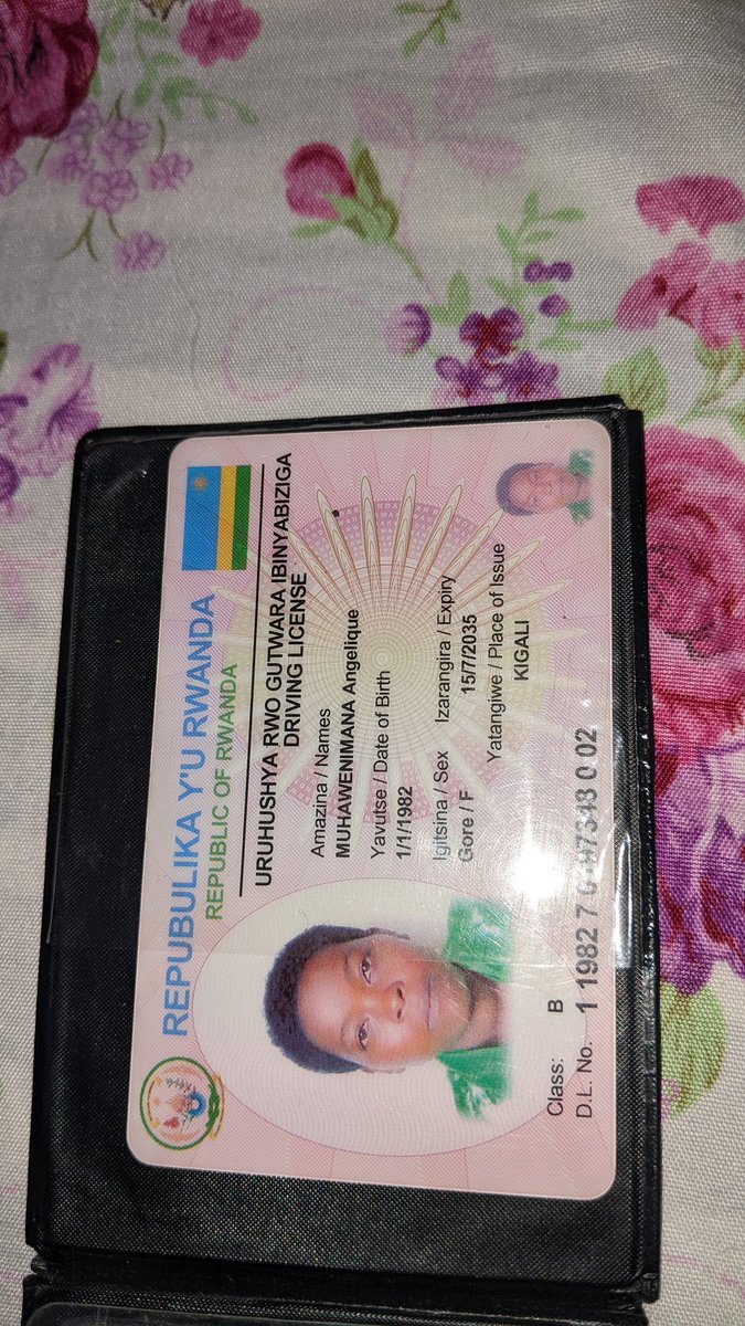 FelixNsengiman2's tweet photo. Ndarangisha iyi permit na id https://t.co/RJHg70oWIF