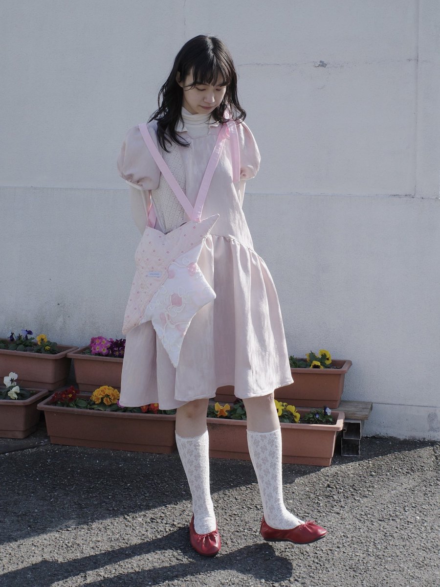 hoshi bag 
for <a href="/tojikomi/">とじこみtojikomi</a> POP UP STORE at NAGOYA

✶

2/20(金) 14:00 - 21:00
2/21(土) 13:00 - 20:00
2/22(日) 11:00 - 17:00

愛知県名古屋市中区栄3-25-7食器ビル3階