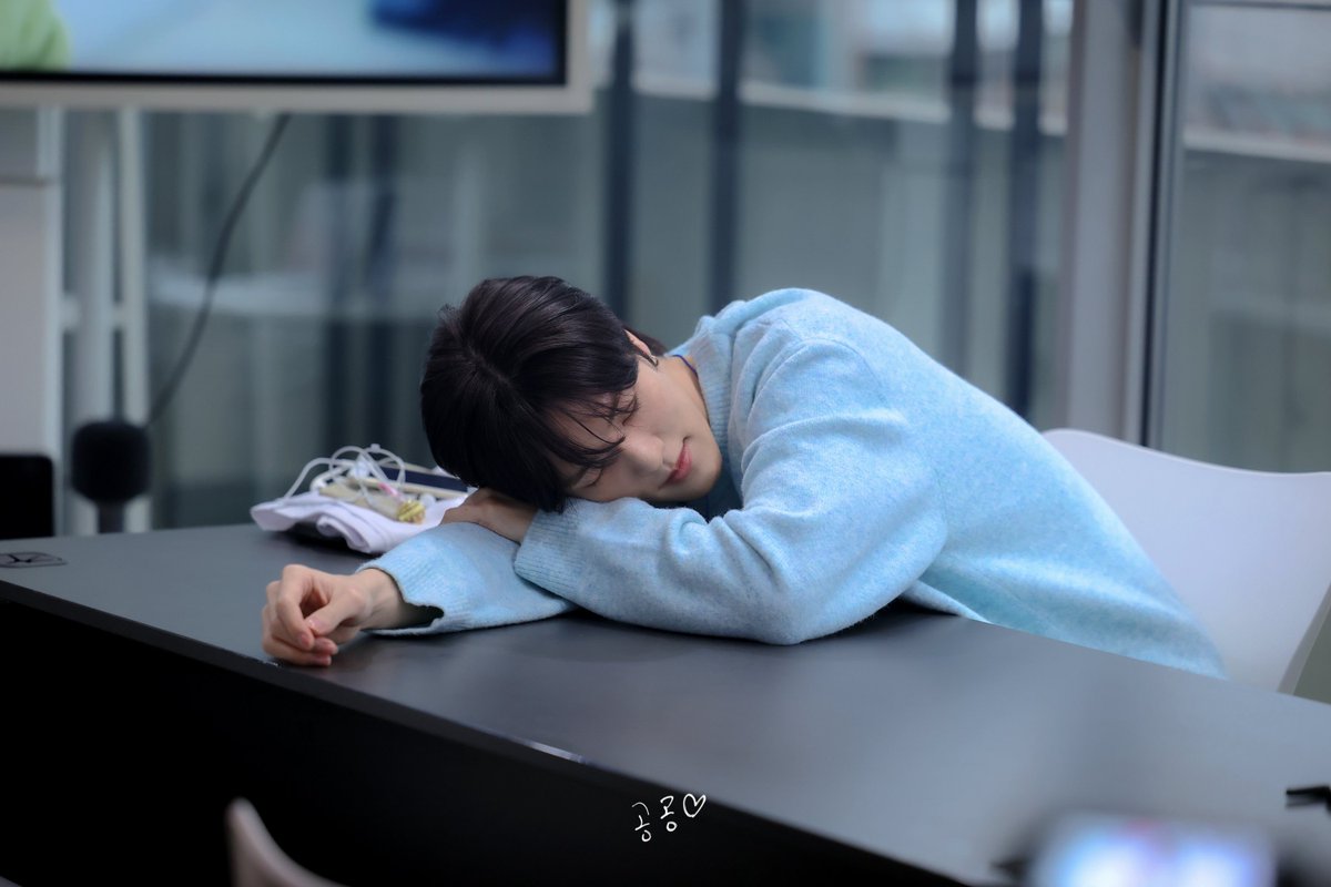 gong_gon9's tweet photo. 💛𝙃𝘼𝙋𝙋𝙔 𝙅𝙐𝙉𝙂𝙃𝙊𝙊𝙉 𝘿𝘼𝙔💛

정훈아 생일 축하해🫶🏻

#오메가엑스 #OMEGA_X #정훈 #JUNGHOON
#HAPPY_JUNGHOON_DAY https://t.co/OmVWsyC4ia