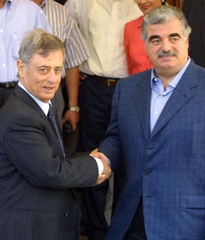 aboudkhaddam's tweet photo. حلفٌ أرعب بشار الأسد وأنذر بنهاية حكمه.
فهدّد، وخطّط، ونفّذ.
رحم الله رفيق الحريري وجميع شهداء سوريا ولبنان. https://t.co/fm3yvlrhRz