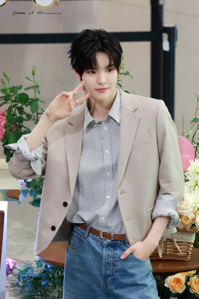 Preline. tweet media