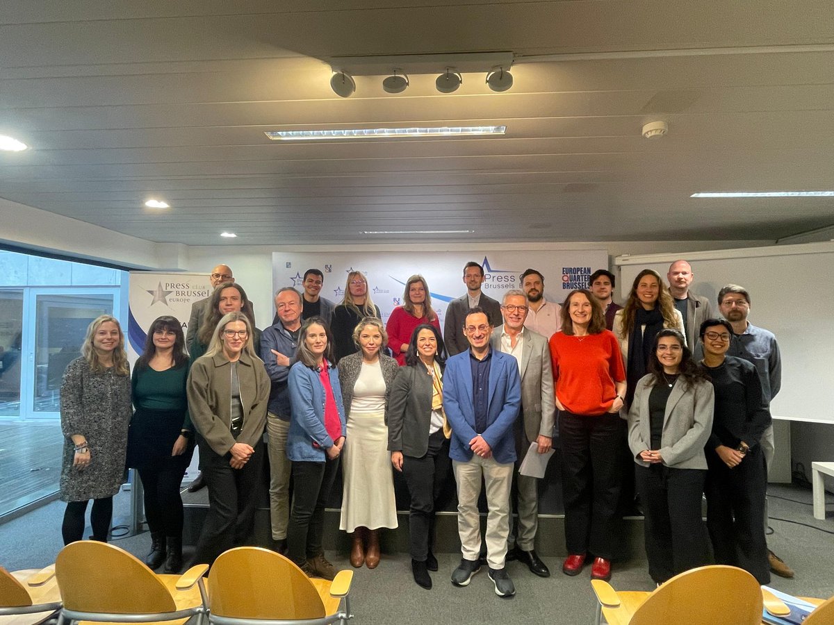 Mercedes Medina Laverón tweet media