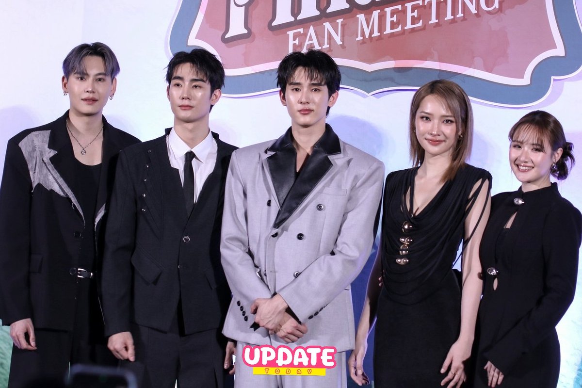 "ฟอส-บุ๊ค-บุ๋น-แจน-พลอย" ช่วงสัมภาษณ์นักแสดงในงาน ความลับในบทเพลงที่บรรเลงไม่รู้จบ Melody of Secrets Final EP. FAN MEETING 🎵

FORCEBOOK MOS FINAL EP  
#MelodyOfSecretsFinalEP   
#fforce_ #kasibook #bb0un #JANHAE  #PloyPhachkarin #UPDATETODAY #ข่าว #ข่าวบันเทิง