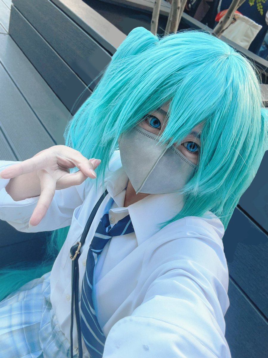 ろは tweet media