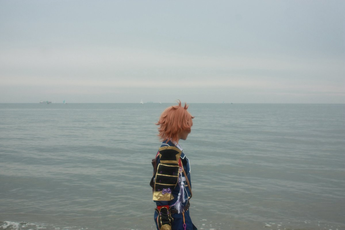 cos/no.35

影を辿って

p.<a href="/x38456/">。</a>