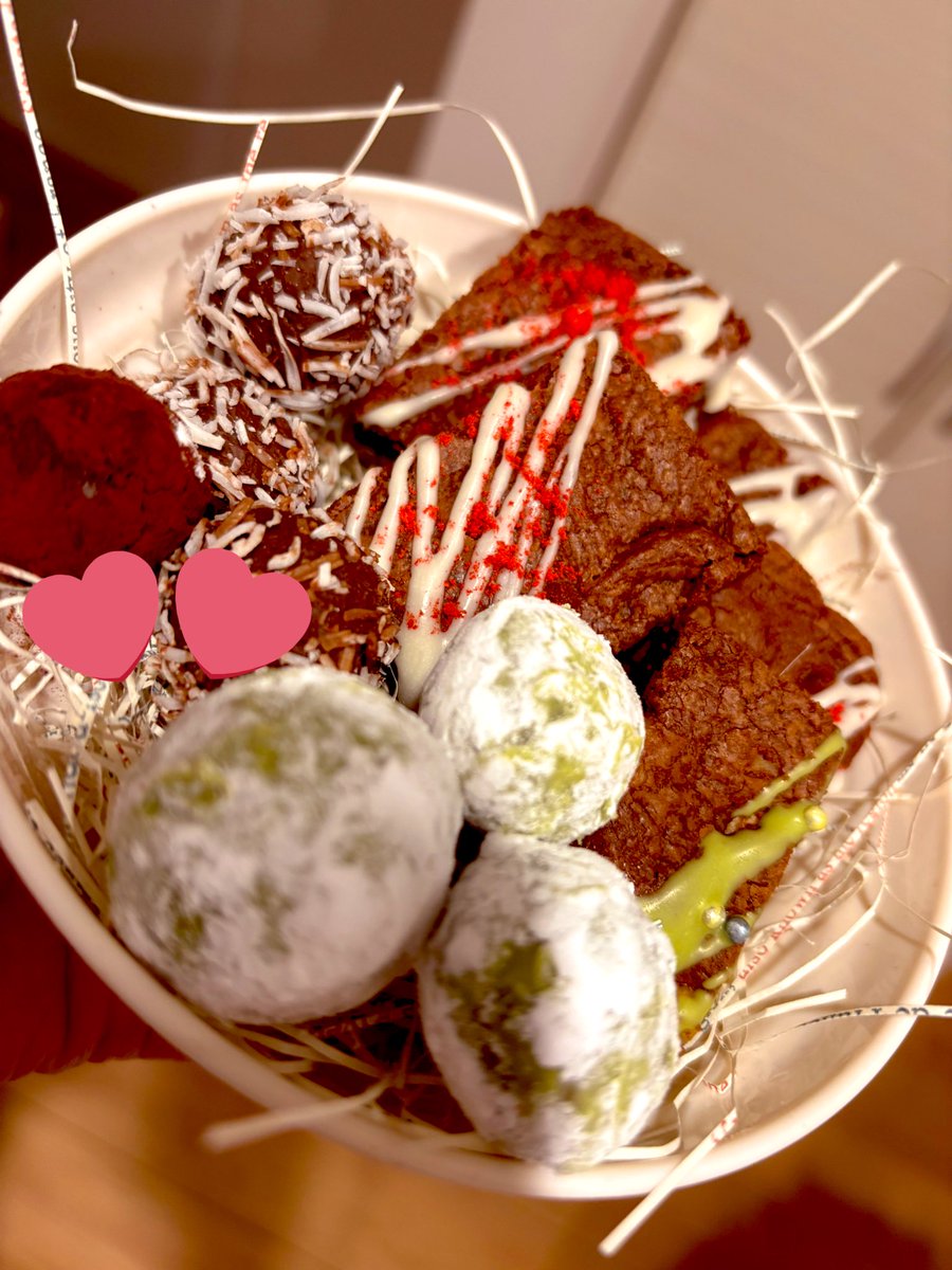 あげたい人なんて居ないのに
毎年作っちゃう_( ˙꒳​˙ _ )

年に1度くらいね🍪

お裾分け🥰
おやすみ世界🌏