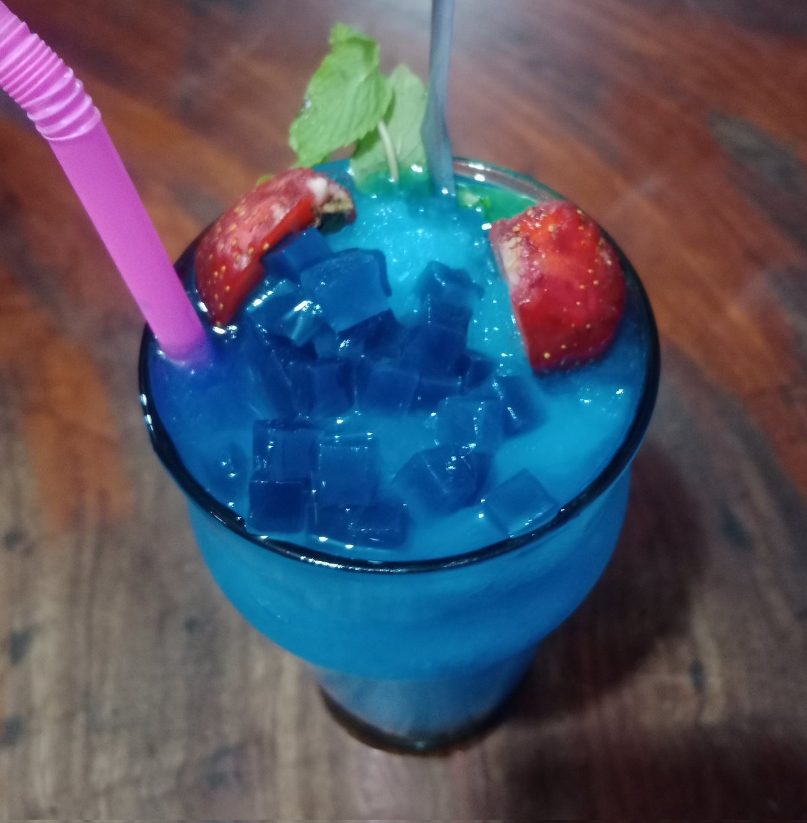 ผู้พันสู้ตัวจริง tweet media