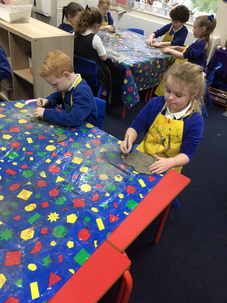 In Art, we have been making our own clay tiles, inspired by the work of Huddertwasser. 🎨🖌️