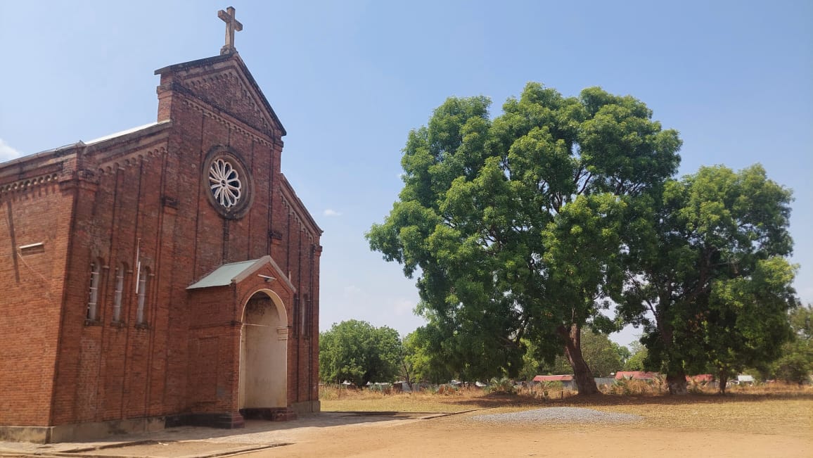 On Thursday, our Deputy Head of Delegation@AugustLotharvisited the Good Shepherd Peace Centre in Kit. While there, he welcomed the newly arrived missionaries to #SouthSudan &amp; briefed them on the role of <a href="/EUinSouthSudan/">EU in South Sudan</a>. . This was followed by a lively Q&amp;A session.