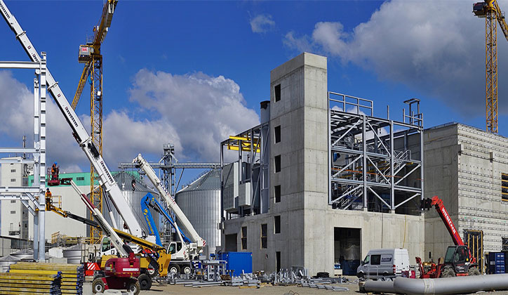 CliveFlucker's tweet image. As is the case with all #HeavyMachinery - The use of #Telehandlers carries an element of risk. That is why effective #Training is the key to a safe working environment: #ForkliftTraining #ForkliftSafety #Forklift #Telehandler #UK bit.ly/3dQoitq