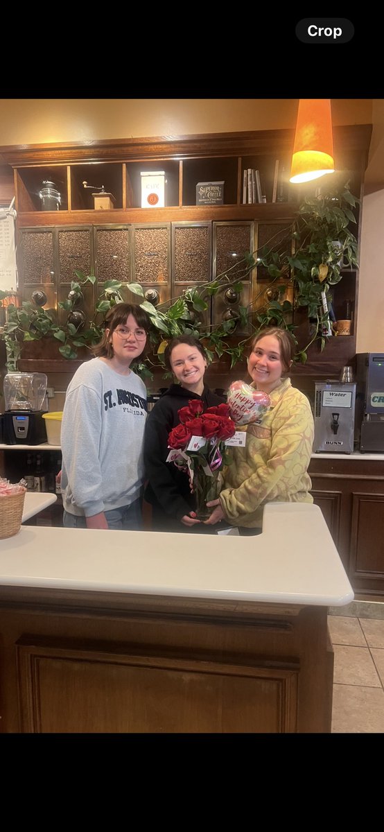 Tony Hollow tweet media