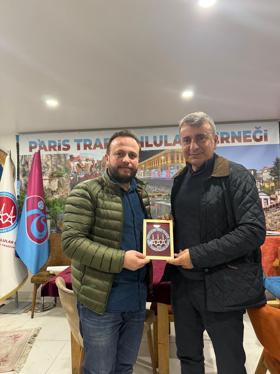 Fransa/Paris
“Nerede bir Türk varsa Türkiye’nin sınırları oradan başlar.”