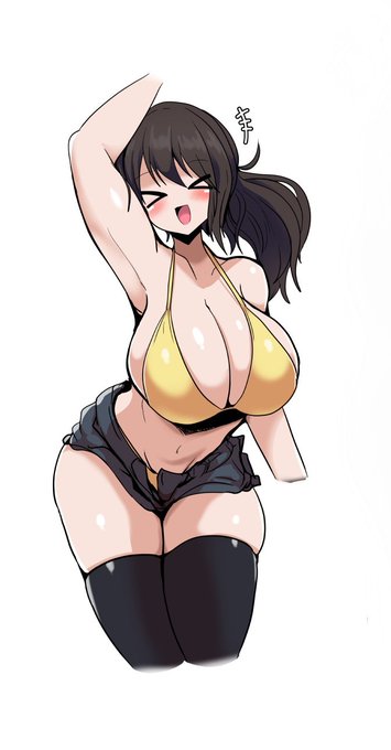 デカパイ黄色ビキニホットパンツ娘 