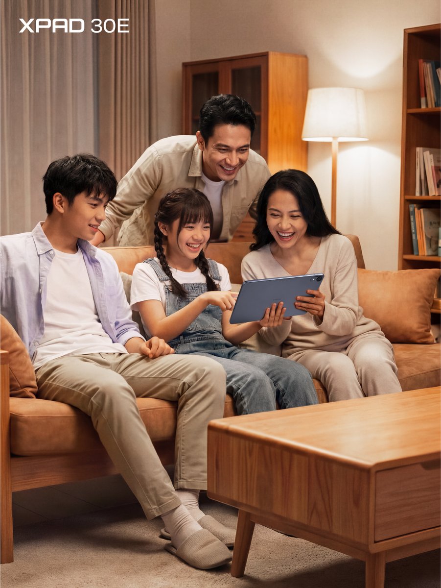 Infinix_Mobile's tweet image. From study sessions to family fun, #XPAD30E handles it all with ease. #EasyLearningSmartBuddy #Infinix #InfinixXPAD30E