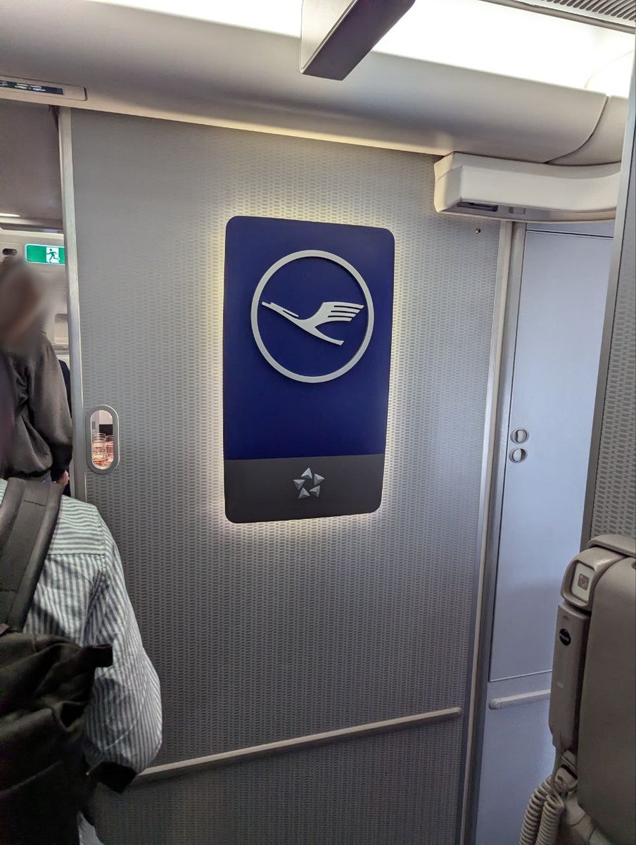 Lawrence a.k.a. Lando Rothbardian tweet media