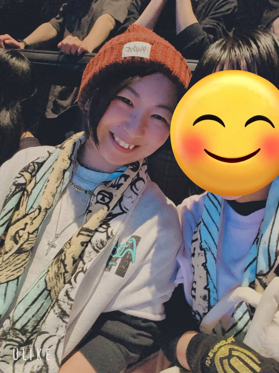 ask12340809's tweet photo. 楽しかったー！
創り方でチケット取れて
ほんまに良かった！
暑くて汗だくなった。笑
TAKUYA∞2階席まで来てくれて
ありがとうございました🙏
やっぱりUVERworld大好き♡
 #UVERworld https://t.co/sIIhYj5vYL