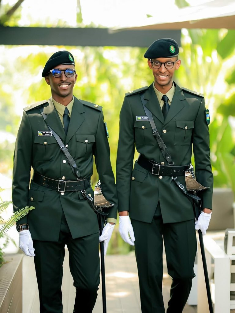 Inkotanyi cyane🫡🇷🇼

🏃Nkigendera