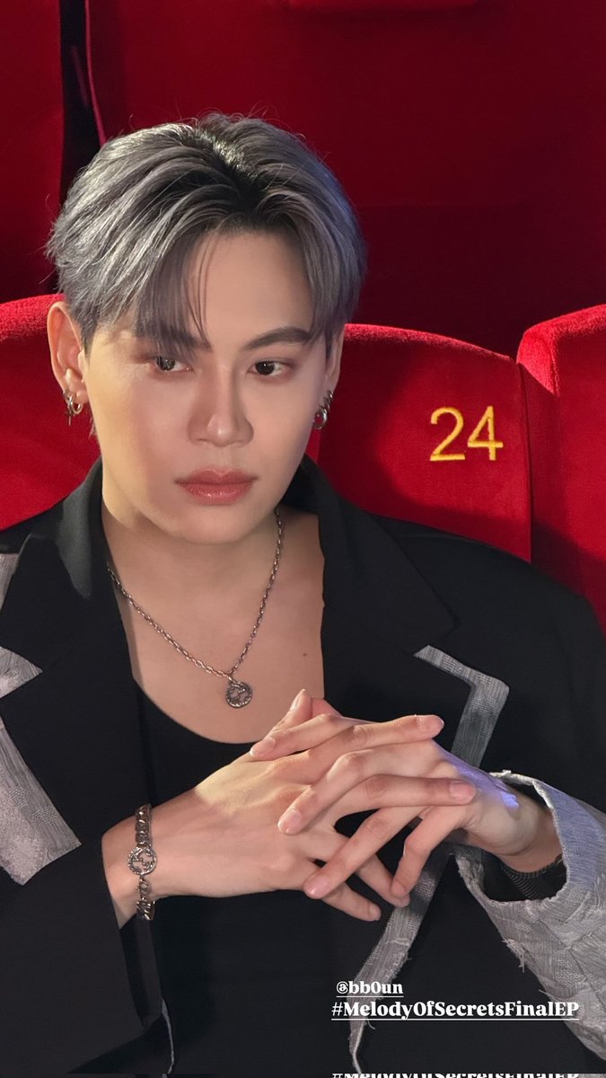 🗓️[13.02.2026] IGs : m_milk

หล่อเท่สุดๆเลยต่ะ ✨️

#MelodyOfSecretsFinalEP
#bb0un