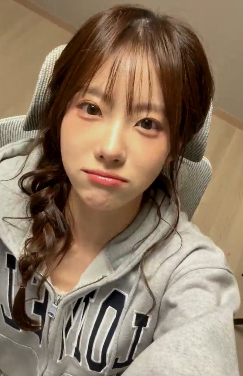 meng9_0's tweet photo. 포카뽑고싶은구도 https://t.co/vPQi61RwVl