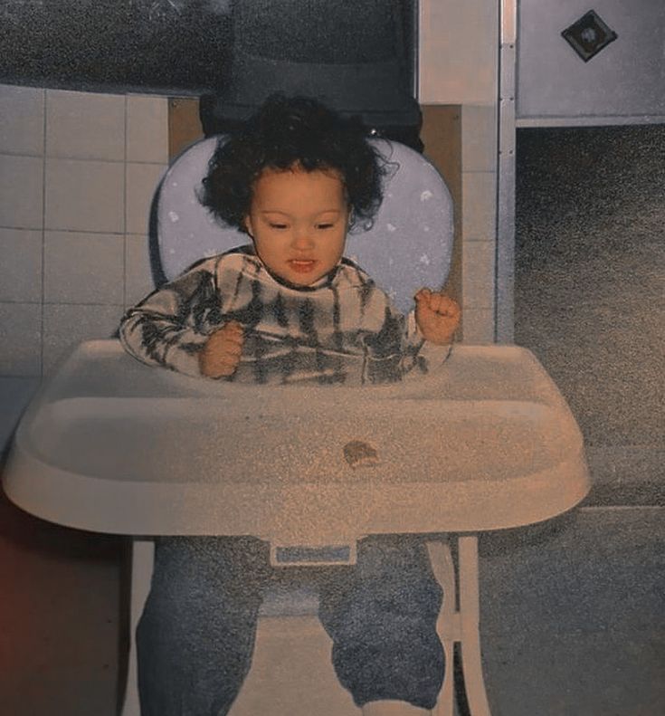 adelehaulic's tweet image. HELLO FROM THE              OTHER SIDE