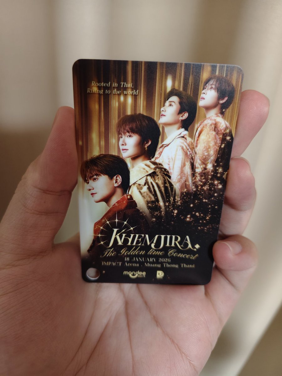 ไว้เจอกันที่ศาลนะคะ คงเป็นครั้งสุดท้ายที่เราจะไปหาคุณ
สำหรับรถทัวร์ที่จะมาจอด มาแซะ ด่า หรืออะไรก็ตามแต่
ขอแนบหลักฐานการติ่งค่ะ ก็คงจะรู้ว่าบัตรแต่ละใบได้ยากโคตรๆ คงไม่คิดว่าเราไปดูหน้าเพราะแอนตี้หรอกใช่ไหมคะ?