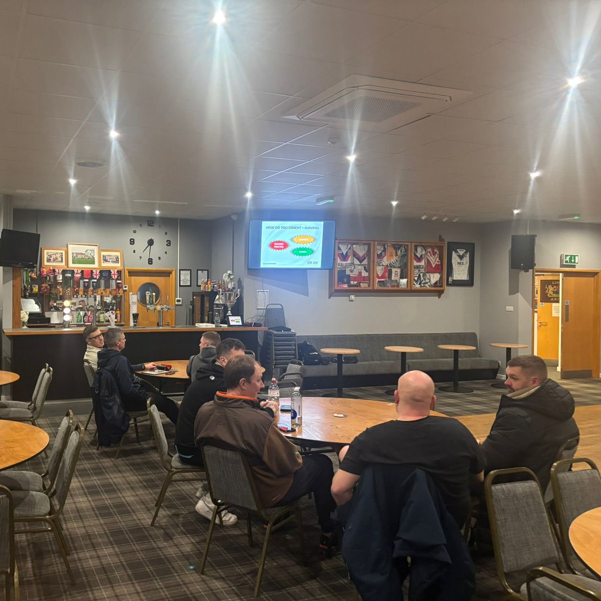 🏉 A massive thank you to all coaches who attended our first Primary Rugby League Coach Education event at Lowca ARLFC last night, as part of the CPD programme. 

You can take part in our free coaching sessions this February, March and April 👉 wwrl.net/CPD

#WWRL