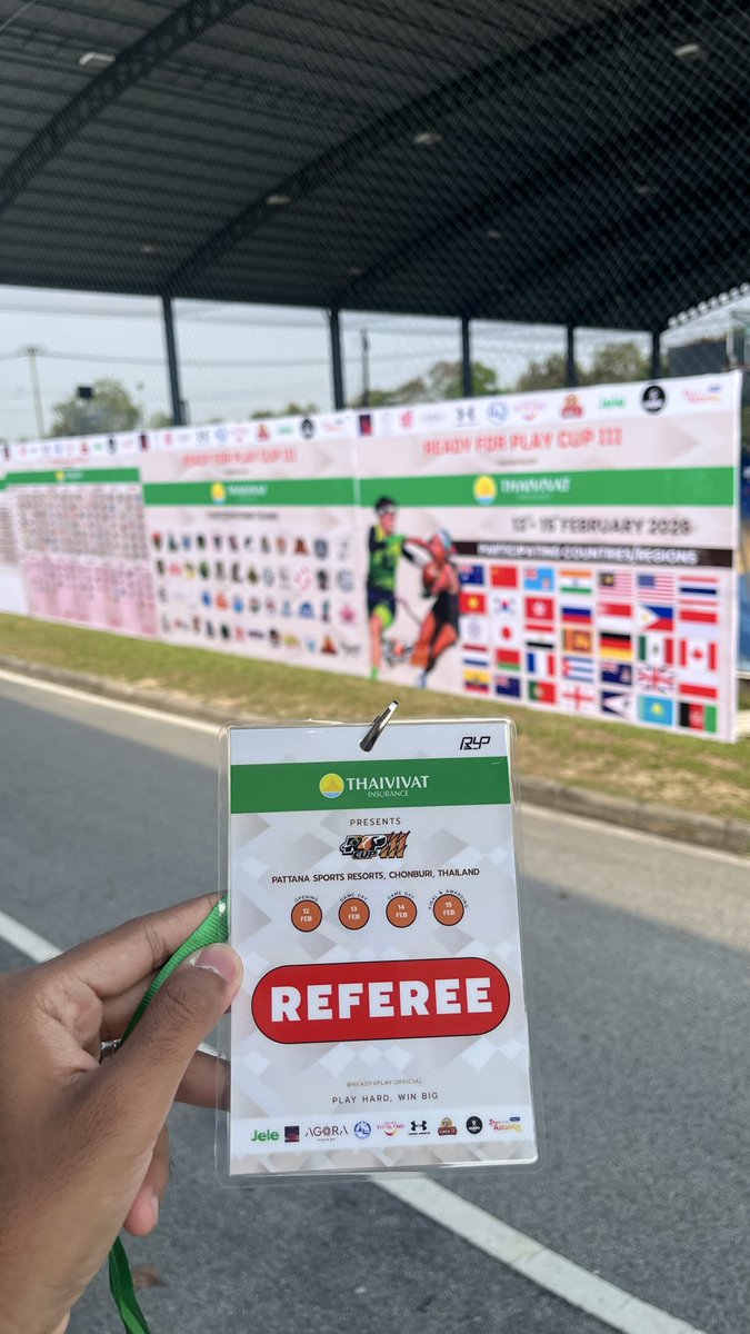 nyoba jadi wasit flagfootball dari tahun lalu, membawaku menjadi salah satu perwakilan wasit indonesia di salah satu event gede ini. 
semua tim dari seluruh dunia ngumpul di sini. akan menjadi pengalaman yg menyengkan. 🥰