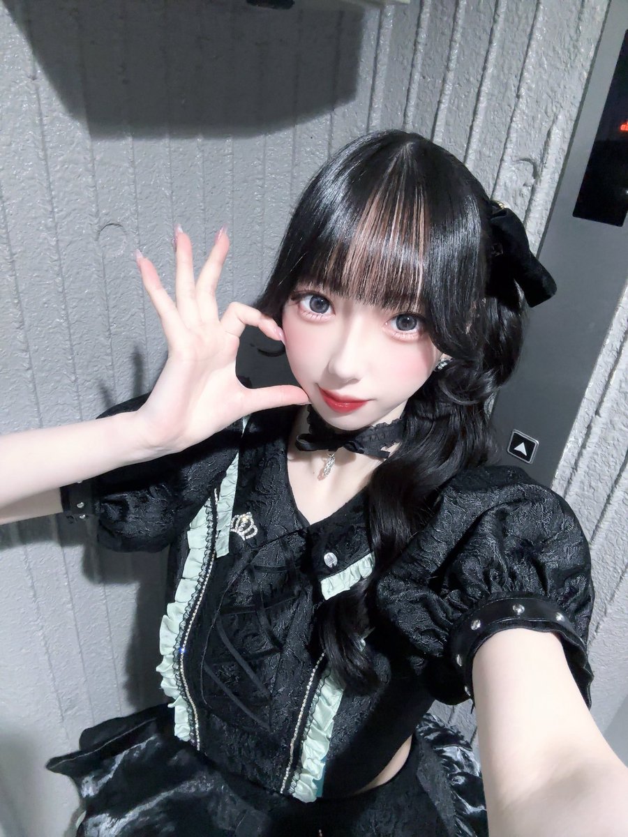 VERSUS東海ホールさんでのライブありがとうございました！ Gフラさん