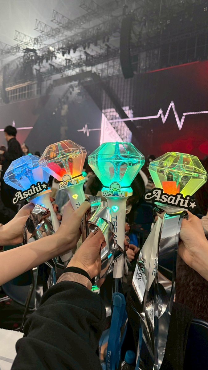 260210⟡0211

笑って泣いて幸せな2日間⟡.·
treasureありがとうずっとそばにいてね

 #PULSE_ON_IN_JAPAN