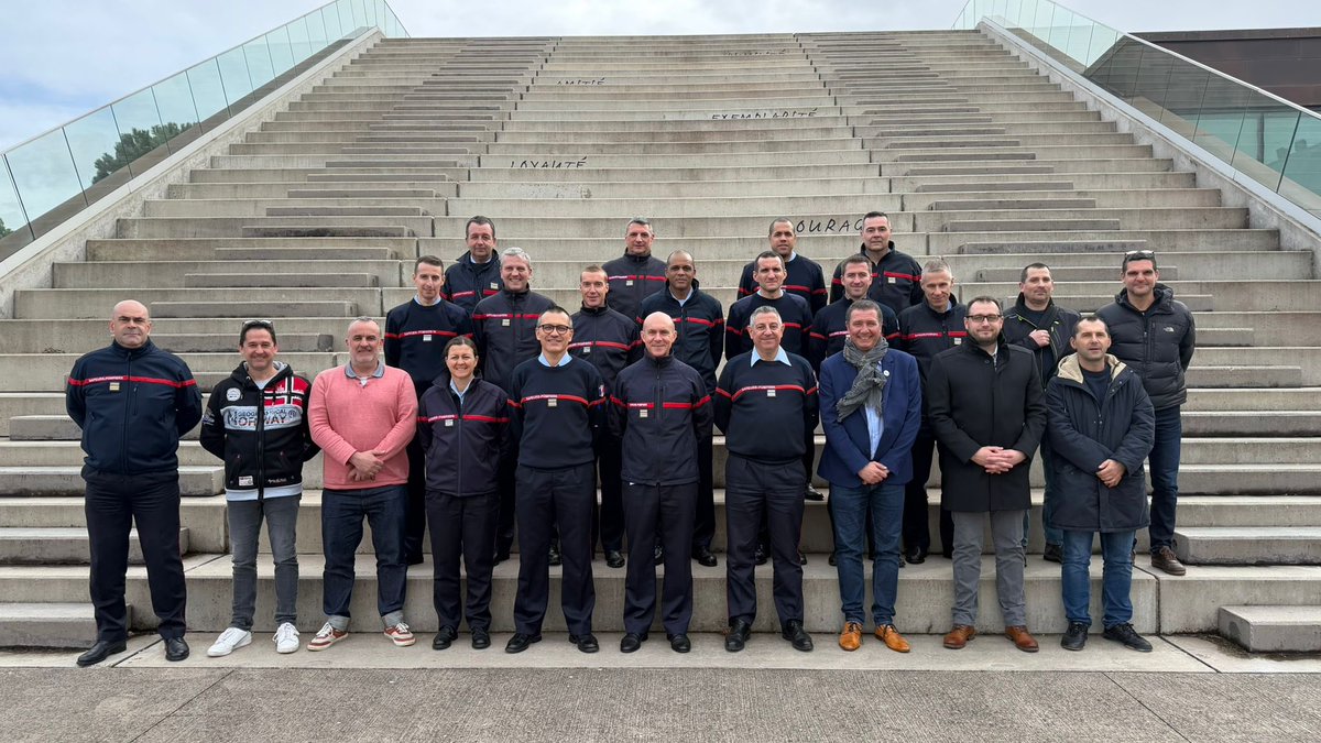 Élèves-colonels de sapeurs-pompiers tweet media