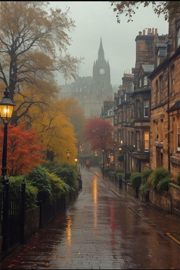 echoesofworld's tweet image. rainy edinburgh