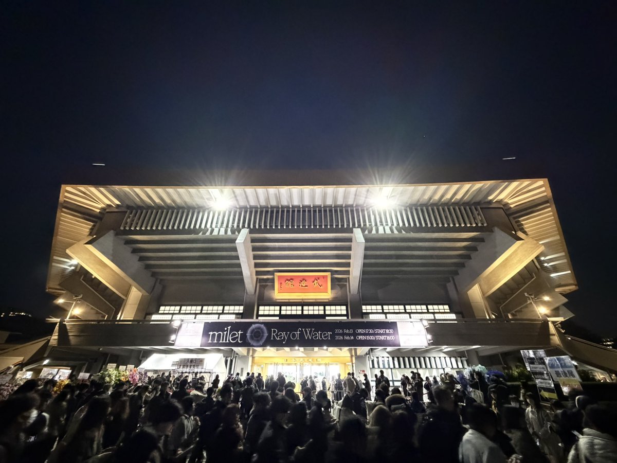 tattsuuu0521's tweet image. 綺麗で可愛いのに声は透き通っててかっこよくてギャップに完全に心鷲掴みにされた！
MCでは可愛くてみんなを包み込んでくれる優しい感じでめちゃくちゃ癒された🫧
アンコールでほんまに好きな曲を近くに来て歌ってくれたの嬉しすぎて自然と泣けた😢
また絶対ライブ来たい！！
#RayofWater
#milet