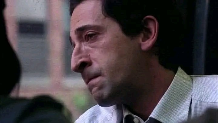 "أكثر ما يذيب القلب عند حزنك أن تكون مضطرًا لأداء مهماتك في العيش و كأنه لم يحدث شيء، في حين أنكَ تود التوقف عن الحياة تمامًا."

- Detachment | 2011