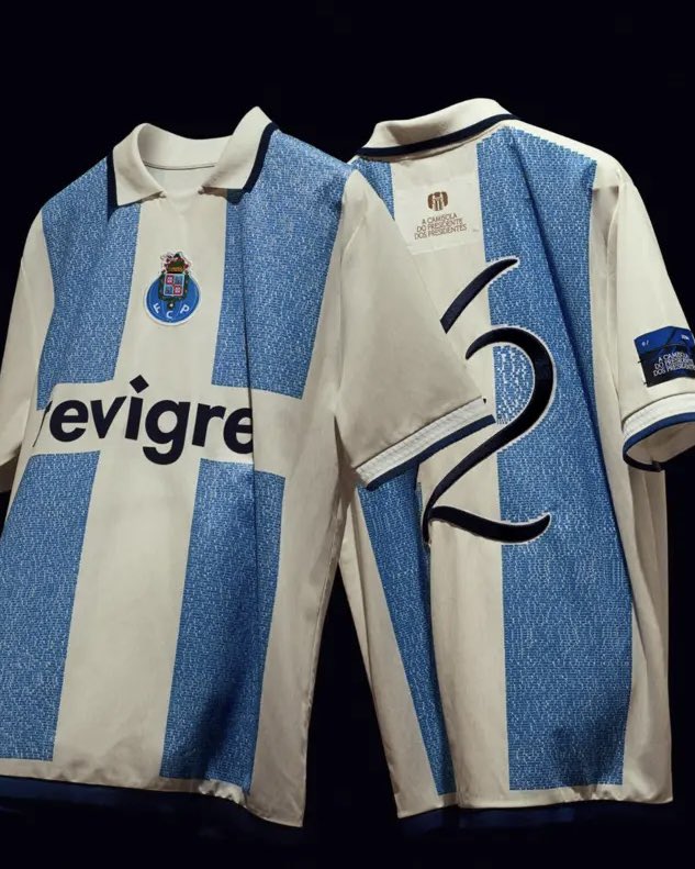 areaportista's tweet photo. A camisola que o FC Porto vai lançar em homenagem a Jorge Nuno Pinto da Costa, presidente dos presidentes 💙 (via JN) https://t.co/pcBNEJ1QM3