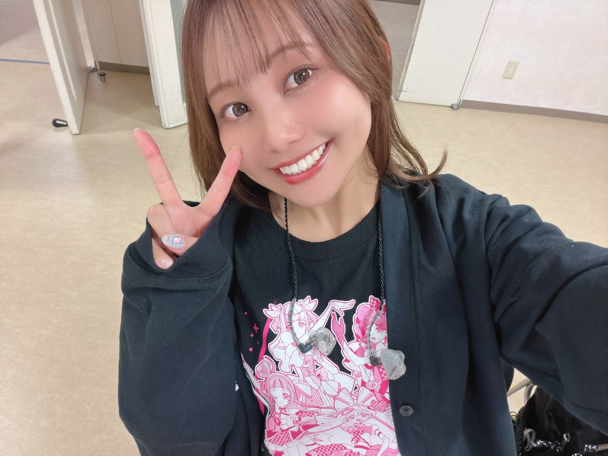 chiha_yoshitake's tweet photo. 明日は #キミプリ感謝祭 🎤🎀

キミへの想いを詰め込んで…！♡
全力で届けるね！！！🤝🏻

よろしくお願いします🩷💙💜🤍🖤
#キミプリ #precure https://t.co/LgHSJO3rAM