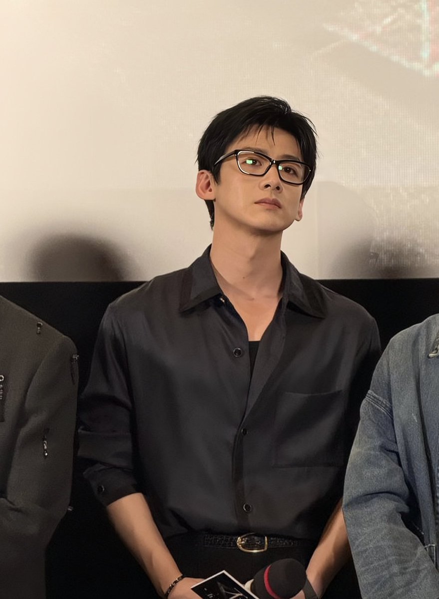 hourly bai jingting (@hourlybai) on Twitter photo 