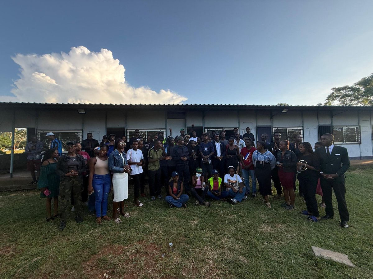 ZINASU🇿🇼 tweet media