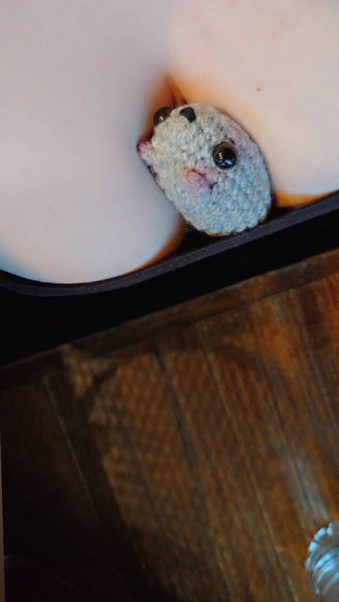 Trips going well but it’s surprisingly cold. Don’t worry I’ll keep you warm chat.