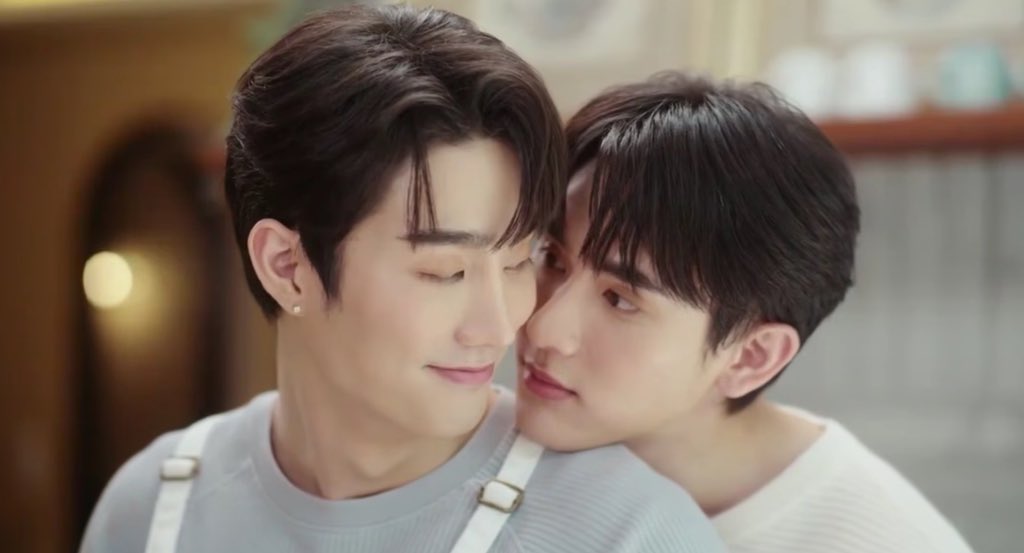 fee4_'s tweet image. 