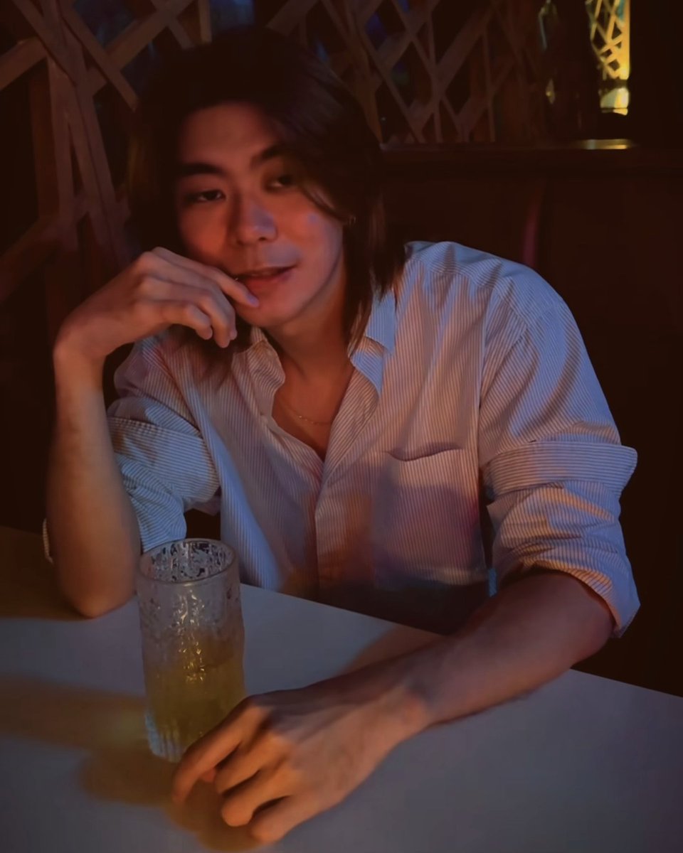 To the man who says the fewest words, but those words weigh so much. Thank you for your wisdom and kindness. Happy birthday,  Yuuki! 🥳🎉🍩

PRESS HIT PLAY YUUKI BDAY
@presshitplay
<a href="/yuukigito_/">PHP Yuuki</a>
#Press_Hit_Play #YuukiSprinkleDay
#PHP_YuukiDay