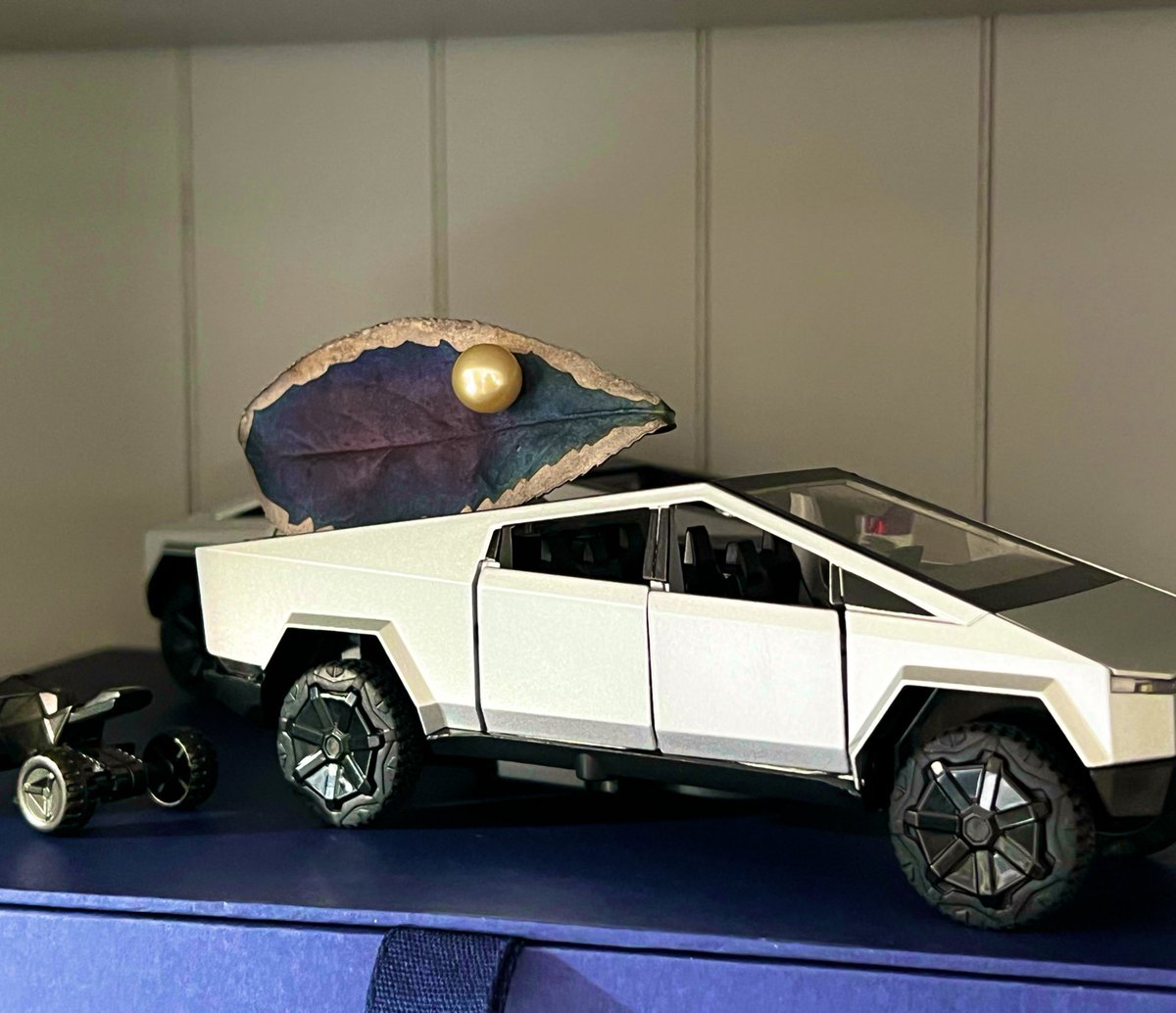 Eva Wan |LUX tweet media