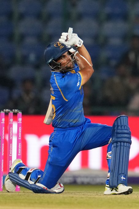 Fifty up for Sohaib Khan & he's taking UAE over the winning line...