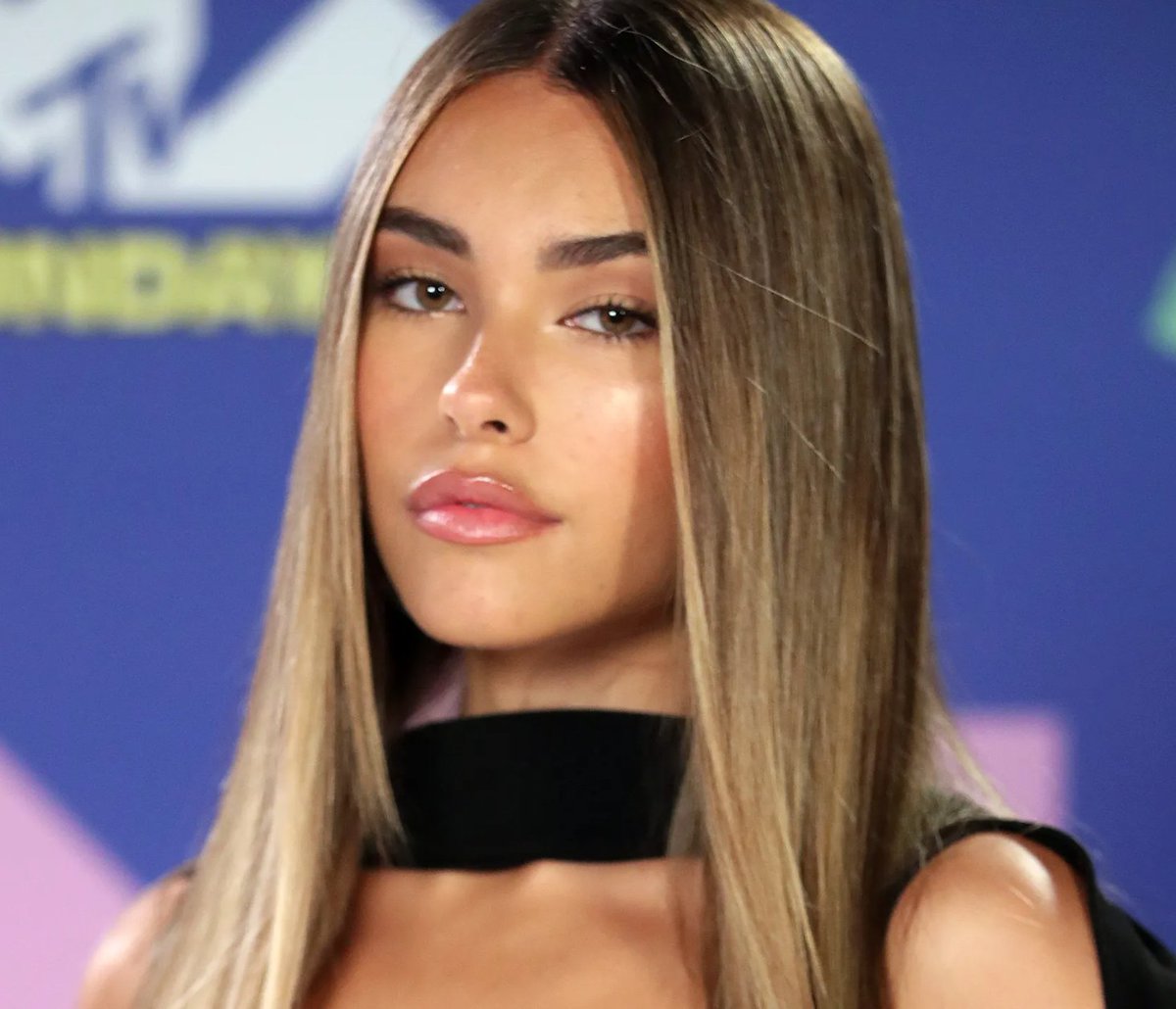 HYPEX's tweet image. Fortnite reacts to Madison Beer wanting the game to stop changing too much 😭

"I hope she likes the upcoming Season 2, some cool stuff in there for the OG’s to enjoy"