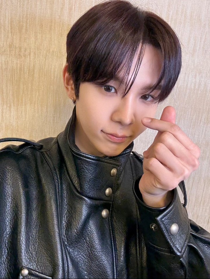 𝗧𝗔𝗥𝗢 𝗡𝗶𝗴𝗵𝘁! 🫰🏻

100 replies + 100 Retweets

쇼타로 귀여운
라이즈 쇼타로 패션 스타
라이즈 자부심 쇼타로
라이즈 래퍼 쇼타로
쇼타로 춤신 춤왕
라이즈 메인댄서 쇼타로

RIIZE SHOTARO THANK
YOU RIIZE SHOTARO I LOVE YOU
#RIIZE #라이즈 #SHOTARO
#쇼타로 #ショウタロウ #将太