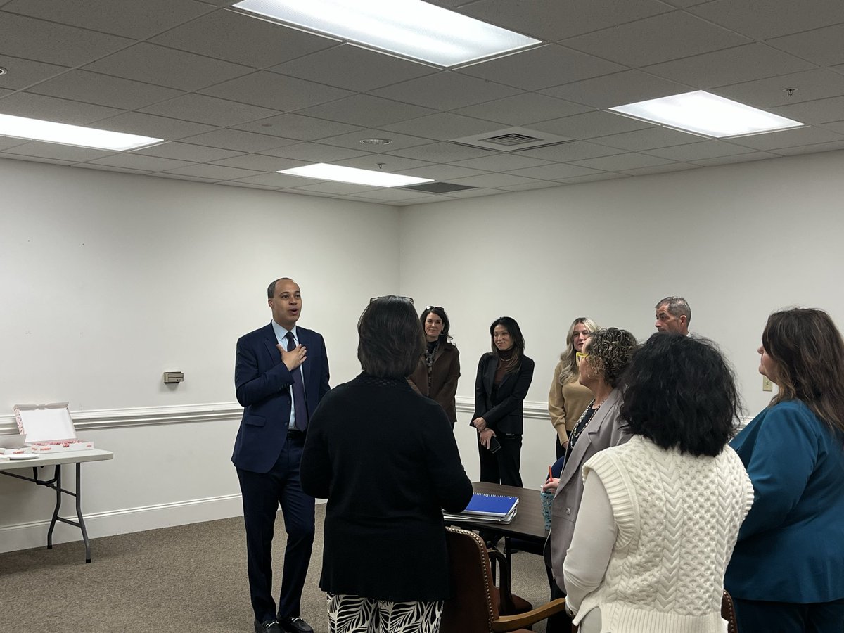 I enjoyed the opportunity to meet with local public safety officials from Abingdon and Bristol to discuss their priorities, initiatives, and the challenges facing their communities.  I look forward to working collaboratively to ensure safer communities across Southwest Virginia.