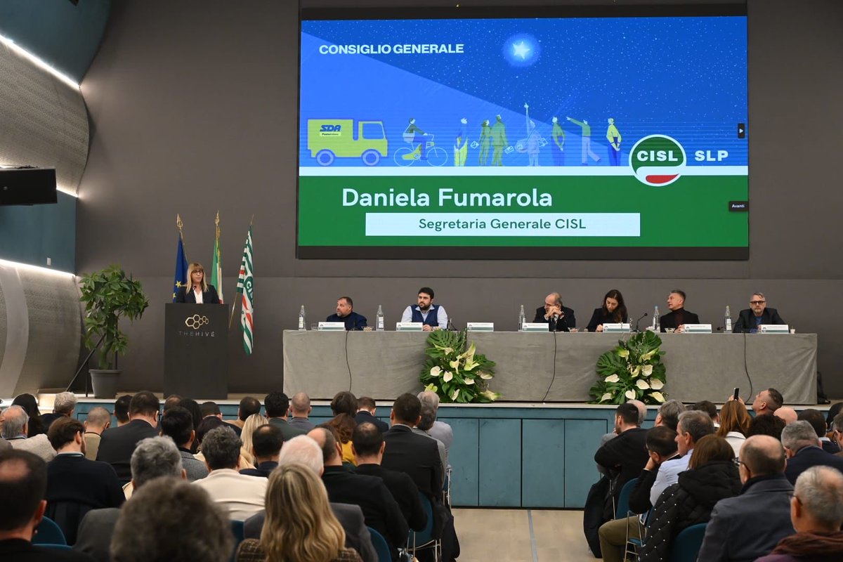 #DanielaFumarola :  «La legge sulla partecipazione dei lavoratori rappresenta un passaggio storico, ne siamo consapevoli e orgogliosi.
Poste può e deve diventare un laboratorio avanzato di partecipazione, un’azienda pilota capace di valorizzare modelli di corresponsabilità reali.