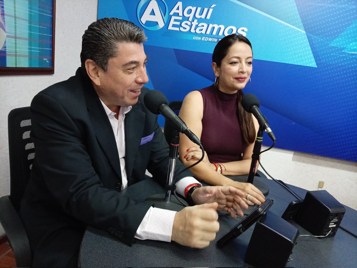 #EnMedios 🎙️<a href="/OttnRivadeneira/">Ottón Rivadeneira</a> , director general del Registro Civil, en el programa "Aquí estamos" de Radio Satélite 107.1 de #Imbabura, informó sobre los servicios como cédulas, pasaportes, Asistente Virtual 119 y los matrimonios agendados para este viernes 13 de febrero.