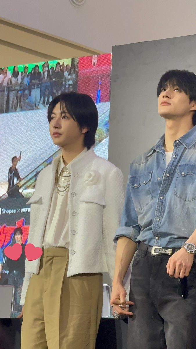 น้องอินจุนชุดแกลมมิโกะมาก #RENJUN 
#ShopeexNCTDREAMEvent