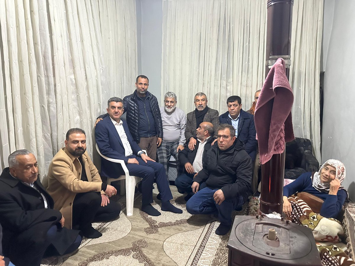 “Her Zaman Yanınızdayız.”

Yönetim Kurulu Üyelerimizle birlikte rahatsızlanan Önceki Dönem Muhtarlarımızdan Hasan Ugan'a geçmiş olsun ziyaretinde bulunduk, gönül sohbetinde bulunduk.

Rabb'imden tüm hastalarımıza acil şifalar dilerim.