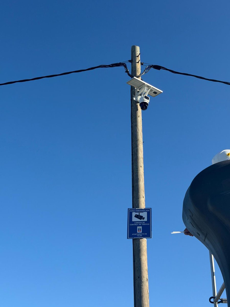 💪En colaboración con <a href="/PoliciaTelde/">Policía Local Telde</a>, se instalarán cámaras de vigilancia para controlar las infracciones que afectan a #TeldeLimpia.

El objetivo es disuadir a quien incumple la normativa y estaciona mal su vehículo, impidiendo el desarrollo del servcio de limpieza viaria.